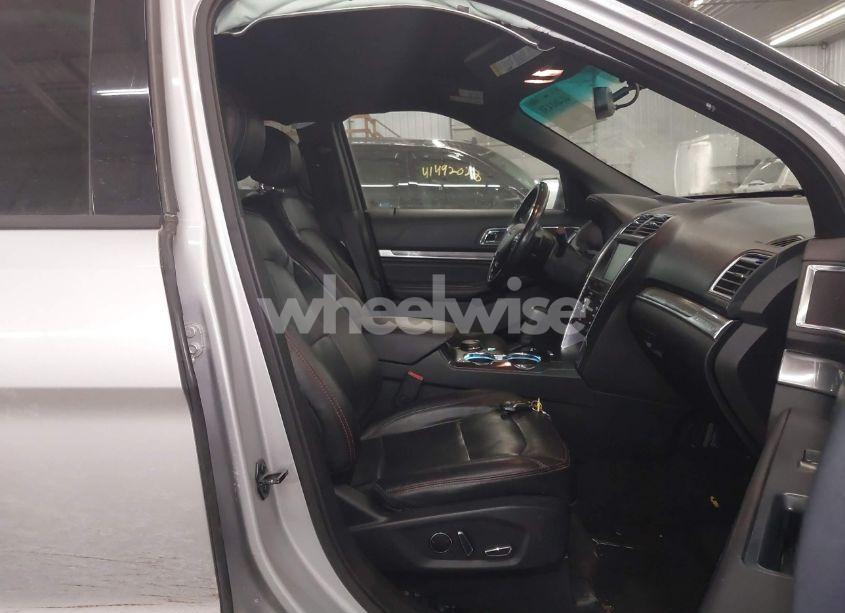 Photo 5 of 2016 Ford Explorer SPORT (VIN 1FM5K8GT6GGA32107)