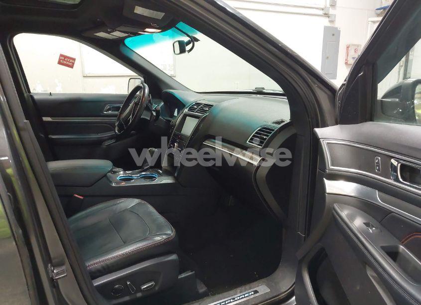 Photo 5 of 2016 Ford Explorer SPORT (VIN 1FM5K8GT6GGB38718)