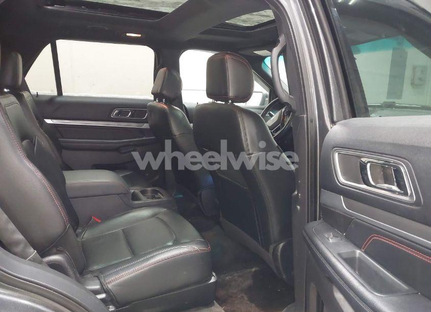 Photo 8 of 2016 Ford Explorer SPORT (VIN 1FM5K8GT6GGB38718)