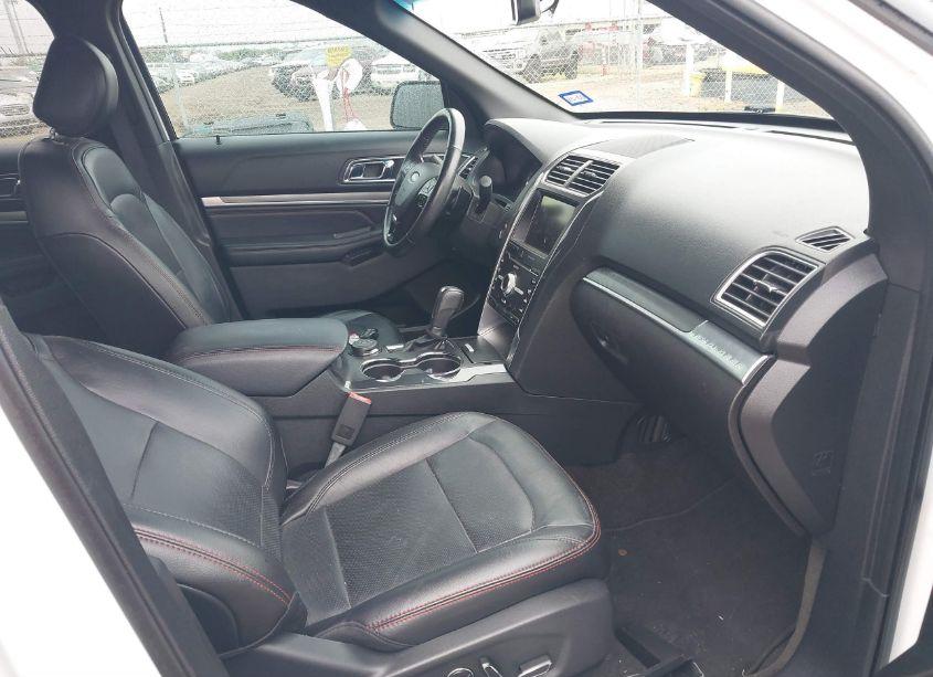 Photo 5 of 2016 Ford Explorer SPORT (VIN 1FM5K8GT6GGC33473)