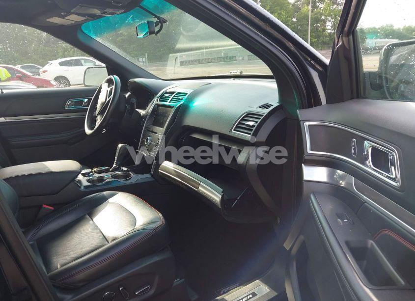 Photo 5 of 2016 Ford Explorer SPORT (VIN 1FM5K8GT6GGC82785)