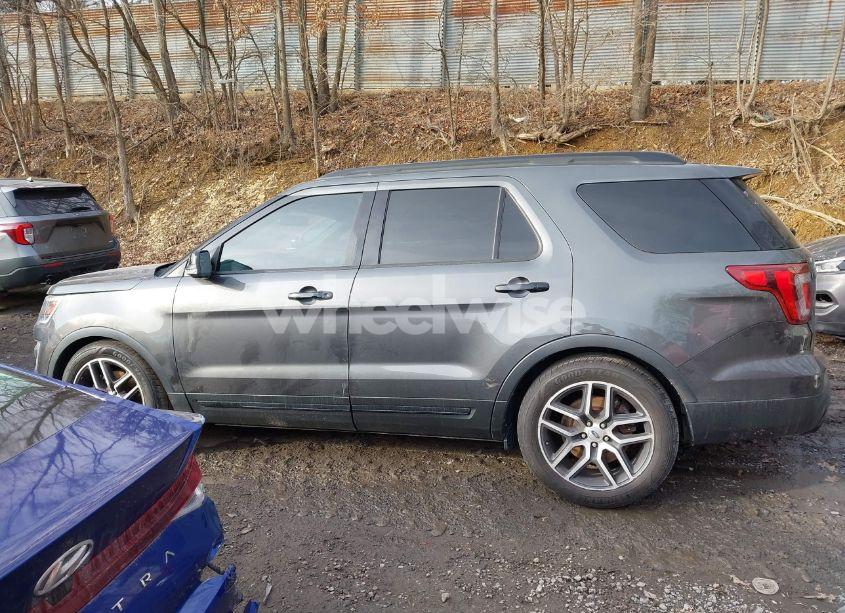 Photo 14 of 2016 Ford Explorer SPORT (VIN 1FM5K8GT6GGC83628)