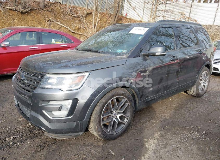 Photo 2 of 2016 Ford Explorer SPORT (VIN 1FM5K8GT6GGC83628)