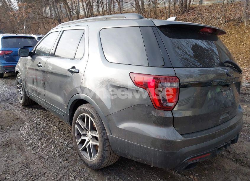 Photo 3 of 2016 Ford Explorer SPORT (VIN 1FM5K8GT6GGC83628)