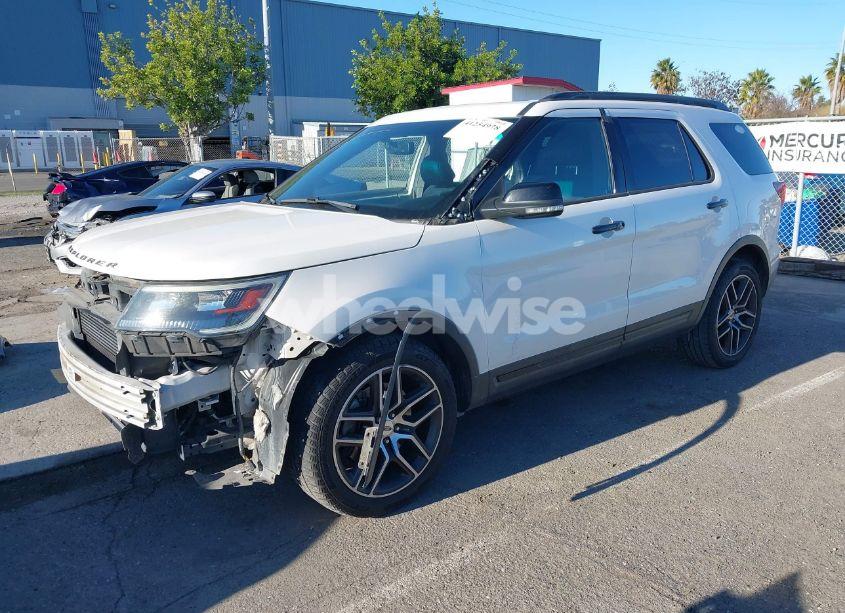 Photo 2 of 2016 Ford Explorer SPORT (VIN 1FM5K8GT6GGD03666)