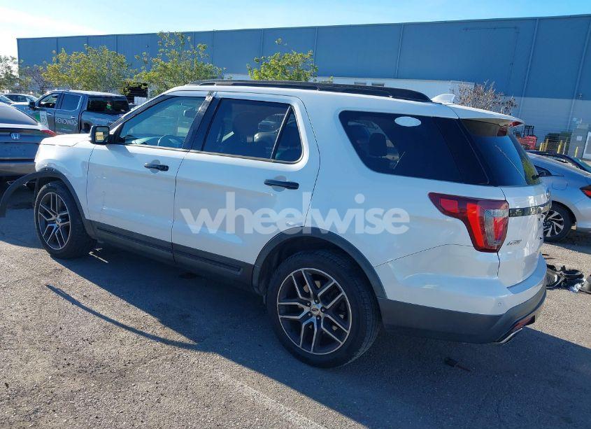 Photo 3 of 2016 Ford Explorer SPORT (VIN 1FM5K8GT6GGD03666)