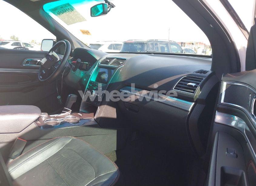 Photo 5 of 2017 Ford Explorer SPORT (VIN 1FM5K8GT6HGA43481)