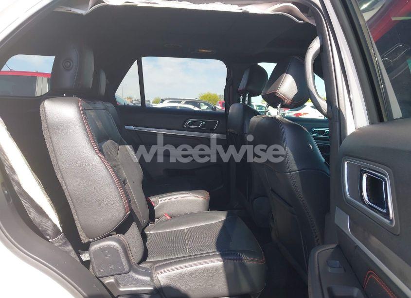 Photo 8 of 2017 Ford Explorer SPORT (VIN 1FM5K8GT6HGA43481)