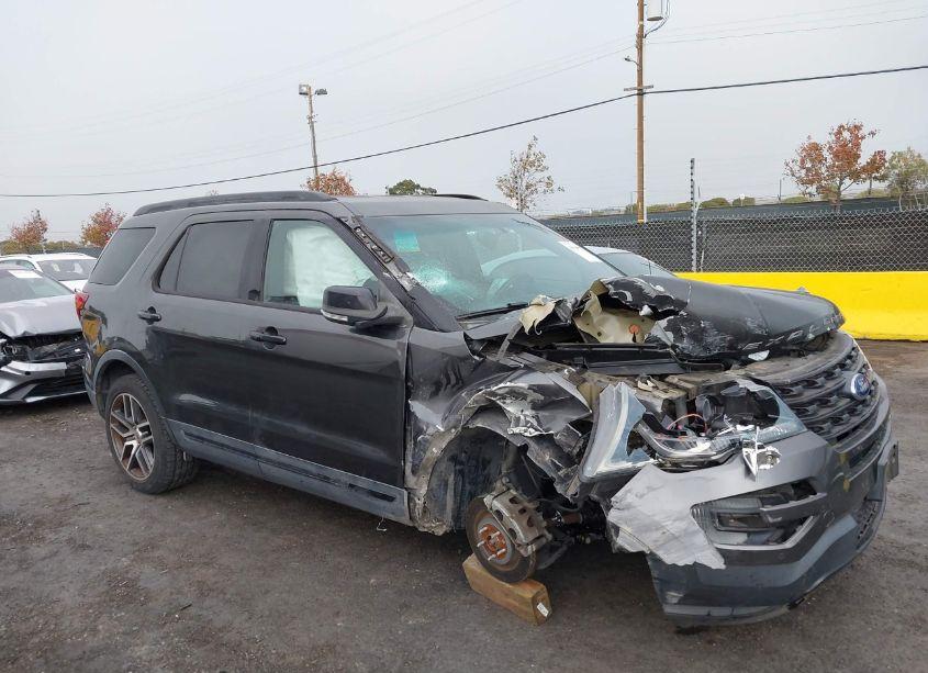 Photo 6 of 2017 Ford Explorer SPORT (VIN 1FM5K8GT6HGA62127)