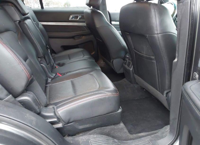 Photo 8 of 2017 Ford Explorer SPORT (VIN 1FM5K8GT6HGA62127)