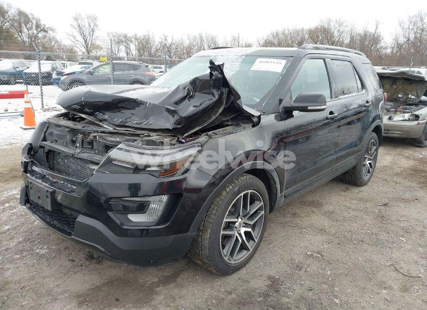 Photo 2 of 2017 Ford Explorer SPORT (VIN 1FM5K8GT6HGB38428)