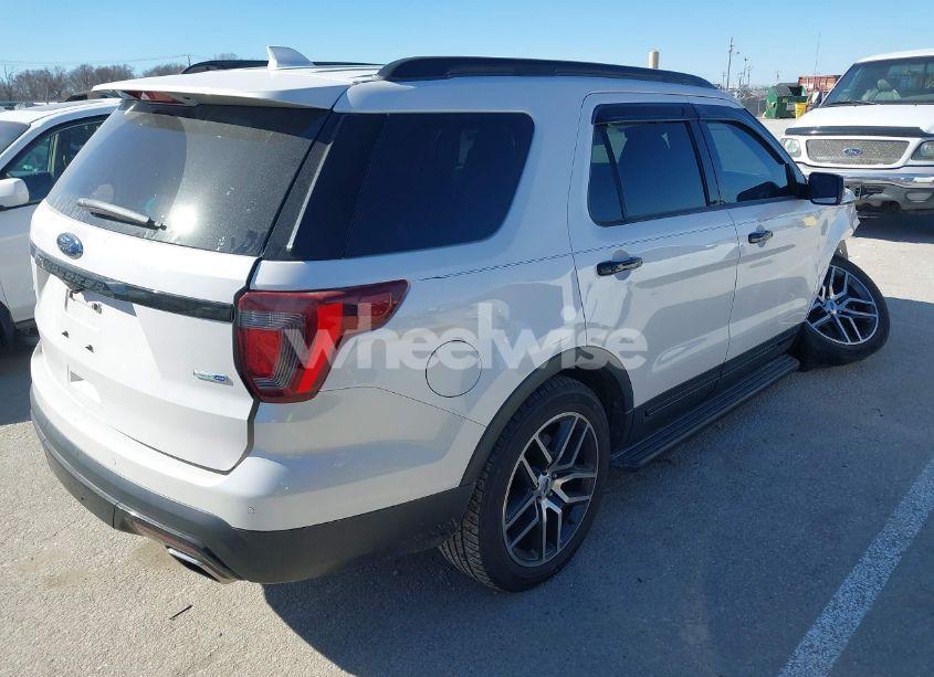 Photo 4 of 2017 Ford Explorer SPORT (VIN 1FM5K8GT6HGB39675)