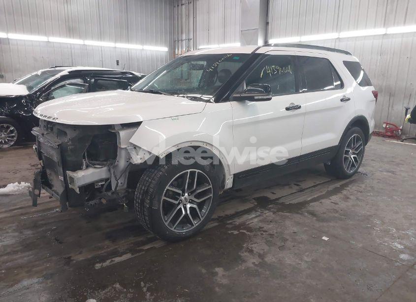 Photo 2 of 2017 Ford Explorer SPORT (VIN 1FM5K8GT6HGB39997)