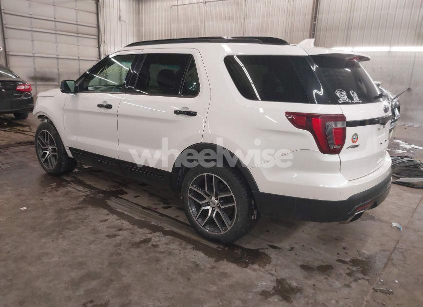 Photo 3 of 2017 Ford Explorer SPORT (VIN 1FM5K8GT6HGB39997)