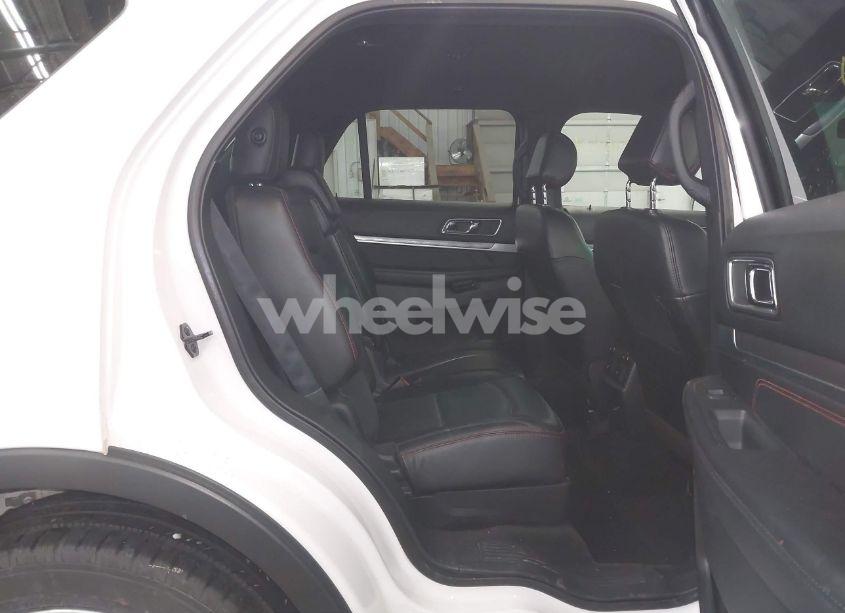 Photo 8 of 2017 Ford Explorer SPORT (VIN 1FM5K8GT6HGB39997)