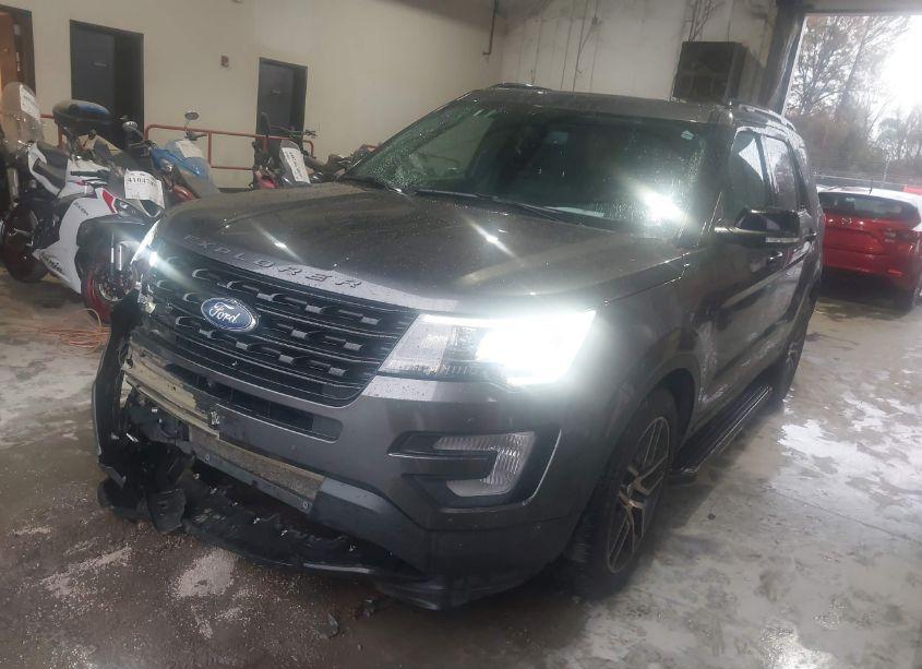 Photo 2 of 2017 Ford Explorer SPORT (VIN 1FM5K8GT6HGC82593)