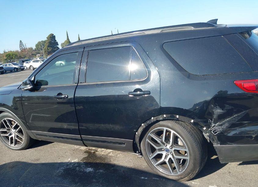 Photo 14 of 2017 Ford Explorer SPORT (VIN 1FM5K8GT6HGD54683)