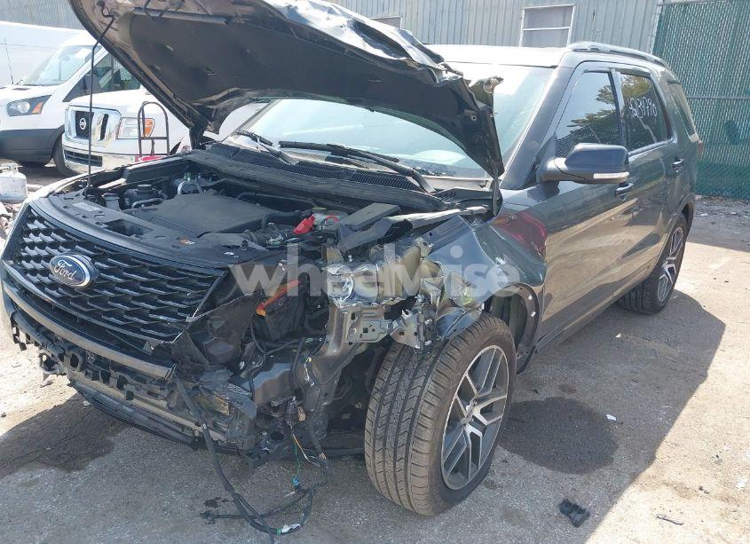 Photo 2 of 2018 Ford Explorer SPORT (VIN 1FM5K8GT6JGC83300)