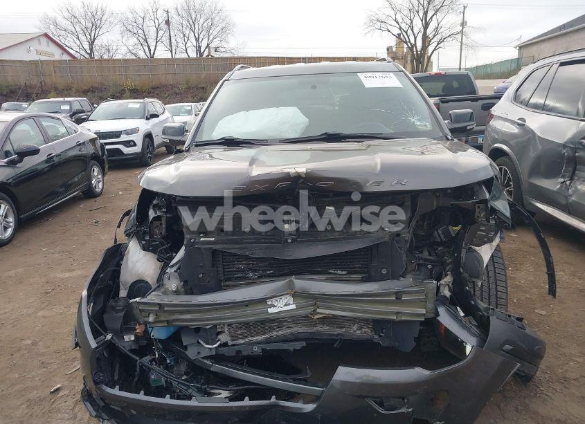 Photo 13 of 2019 Ford Explorer SPORT (VIN 1FM5K8GT6KGB39523)