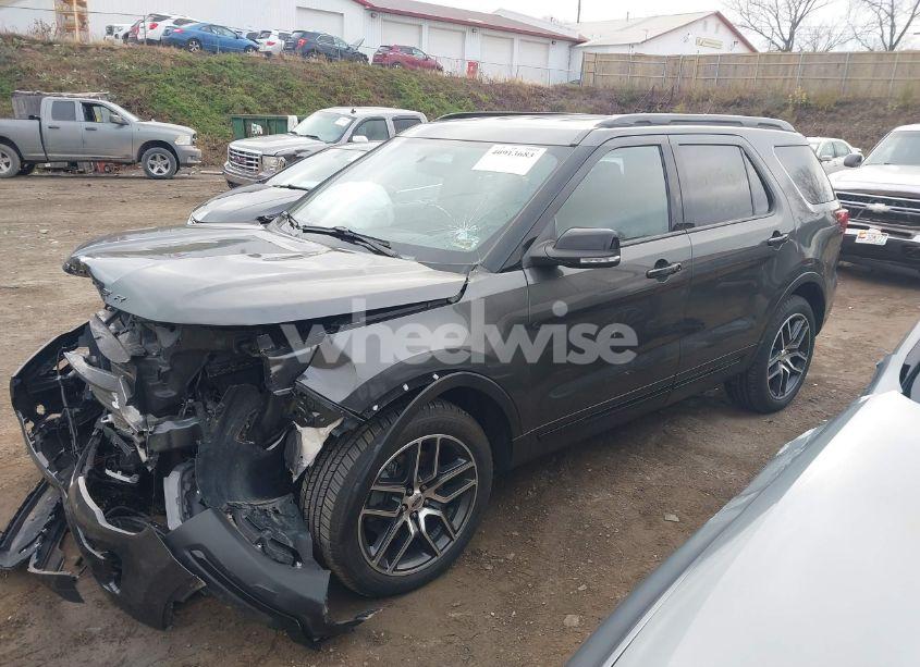 Photo 2 of 2019 Ford Explorer SPORT (VIN 1FM5K8GT6KGB39523)