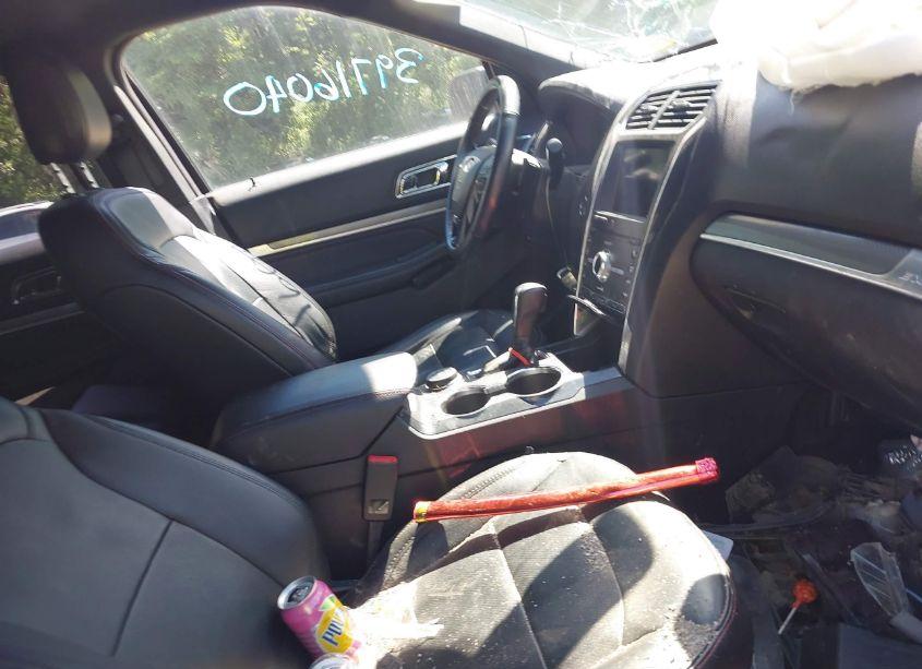 Photo 5 of 2019 Ford Explorer SPORT (VIN 1FM5K8GT6KGB50585)