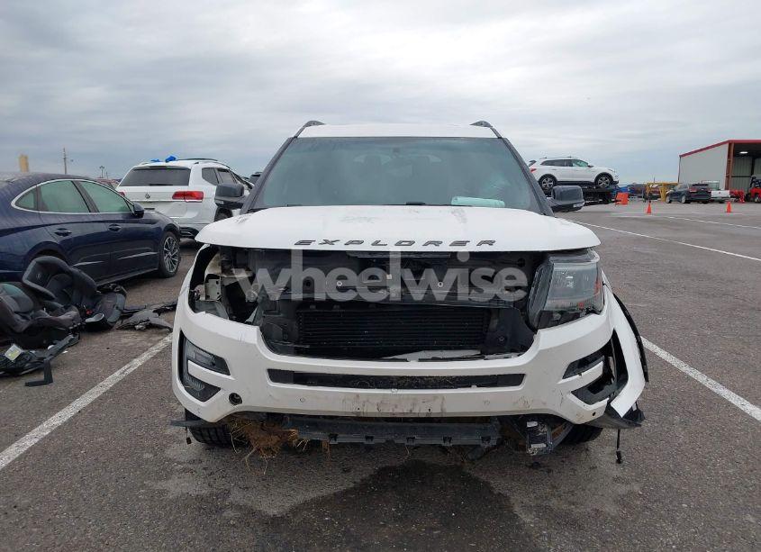Photo 12 of 2016 Ford Explorer SPORT (VIN 1FM5K8GT7GGA60949)