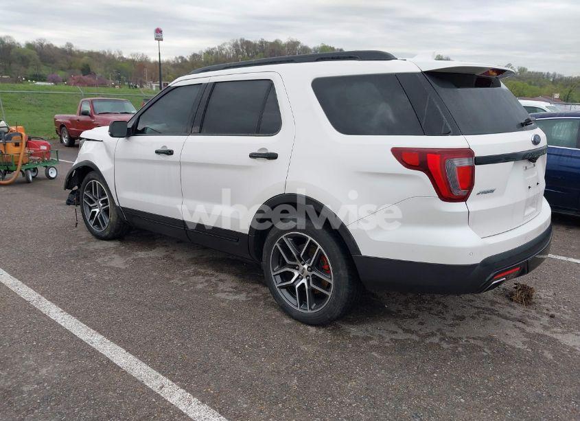 Photo 3 of 2016 Ford Explorer SPORT (VIN 1FM5K8GT7GGA60949)