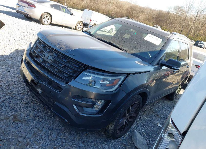 Photo 2 of 2016 Ford Explorer SPORT (VIN 1FM5K8GT7GGD21433)