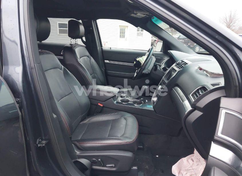Photo 5 of 2017 Ford Explorer SPORT (VIN 1FM5K8GT7HGA21196)
