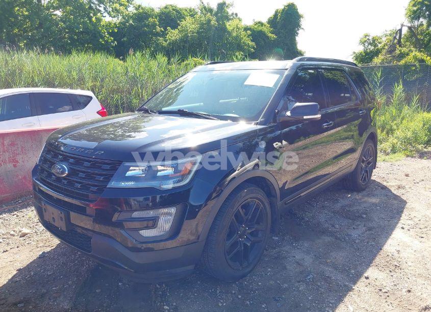 Photo 2 of 2017 Ford Explorer SPORT (VIN 1FM5K8GT7HGE08945)