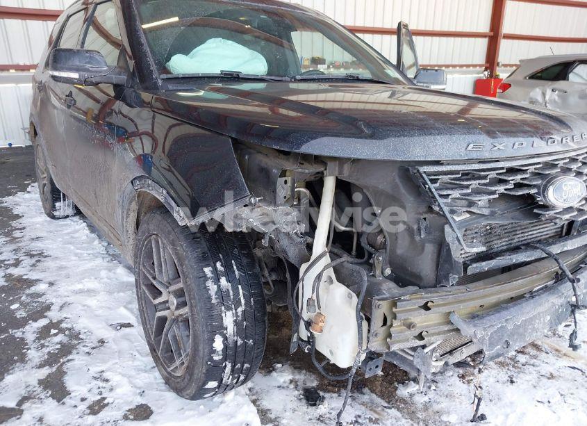 Photo 6 of 2018 Ford Explorer SPORT (VIN 1FM5K8GT7JGC01977)