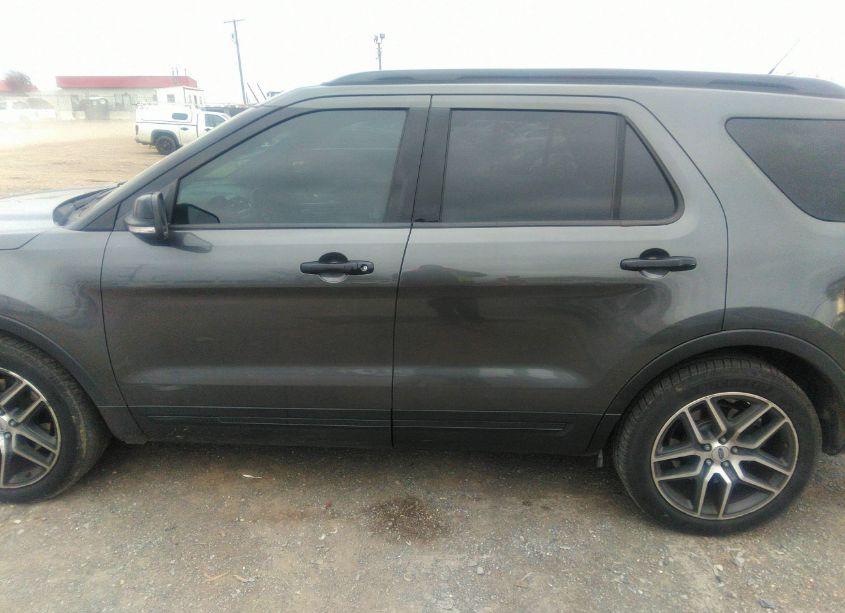 Photo 14 of 2018 Ford Explorer SPORT (VIN 1FM5K8GT7JGC51763)