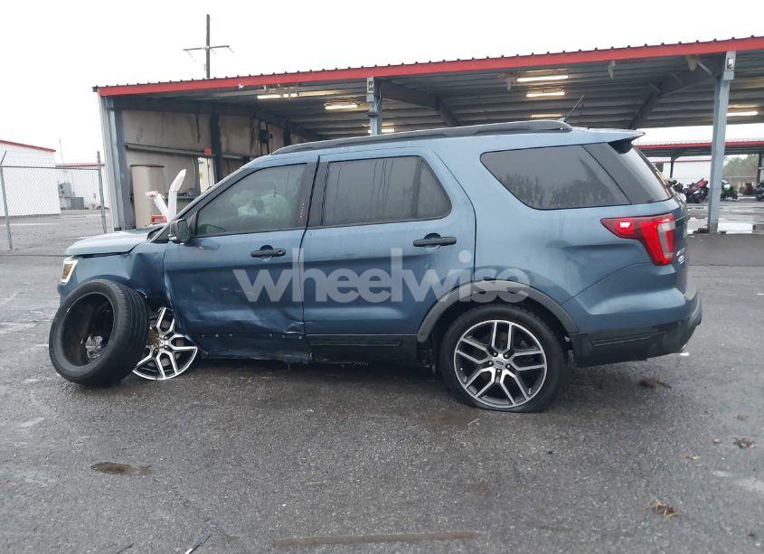 Photo 13 of 2019 Ford Explorer SPORT (VIN 1FM5K8GT7KGA51354)