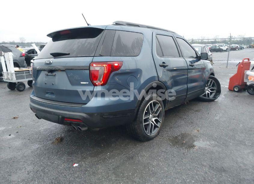 Photo 4 of 2019 Ford Explorer SPORT (VIN 1FM5K8GT7KGA51354)