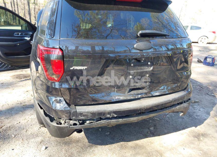 Photo 6 of 2019 Ford Explorer SPORT (VIN 1FM5K8GT7KGB03467)