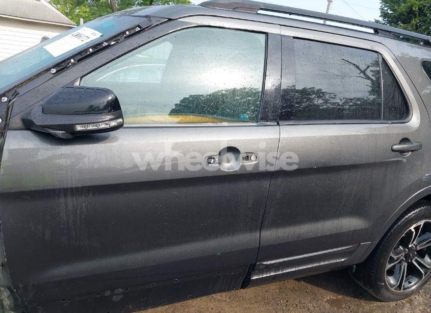 Photo 14 of 2015 Ford Explorer SPORT (VIN 1FM5K8GT8FGC02711)