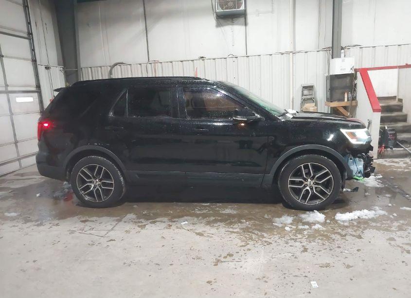 Photo 14 of 2016 Ford Explorer SPORT (VIN 1FM5K8GT8GGC02516)