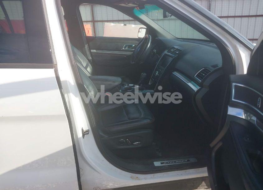 Photo 5 of 2016 Ford Explorer SPORT (VIN 1FM5K8GT8GGC58228)