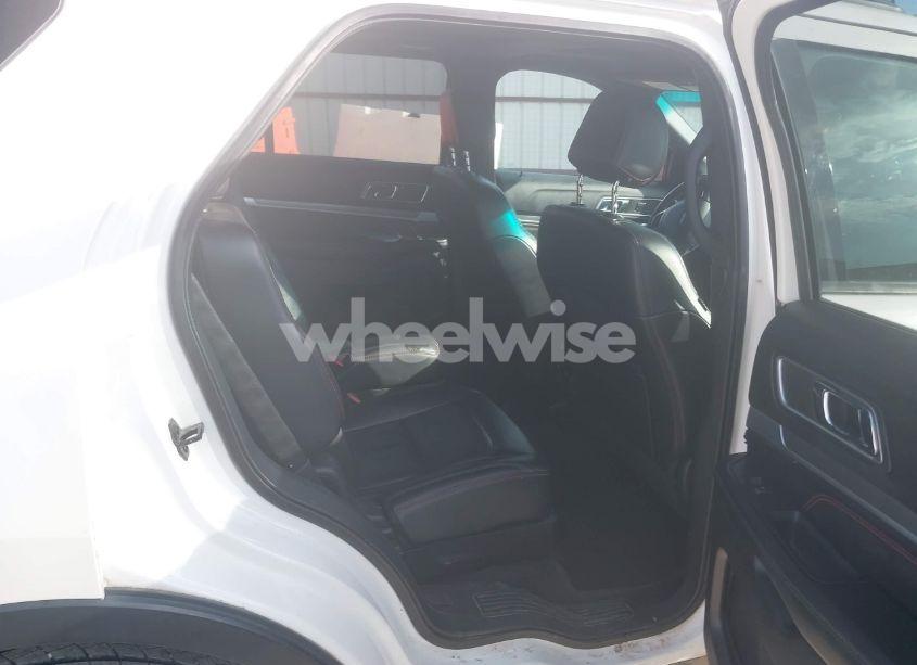 Photo 8 of 2016 Ford Explorer SPORT (VIN 1FM5K8GT8GGC58228)