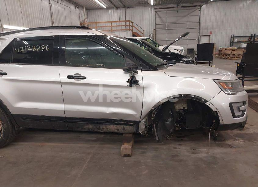 Photo 18 of 2016 Ford Explorer SPORT (VIN 1FM5K8GT8GGC70265)