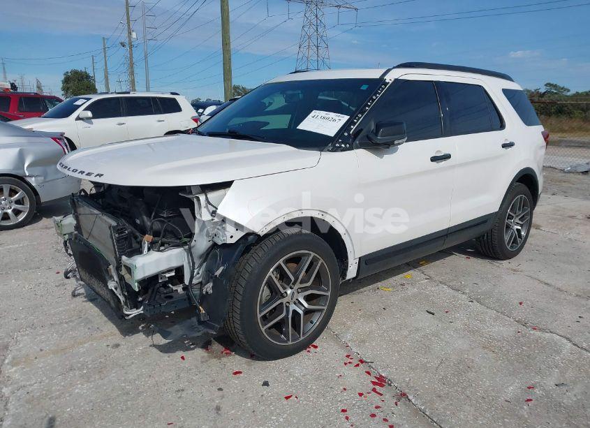 Photo 2 of 2016 Ford Explorer SPORT (VIN 1FM5K8GT8GGD22140)