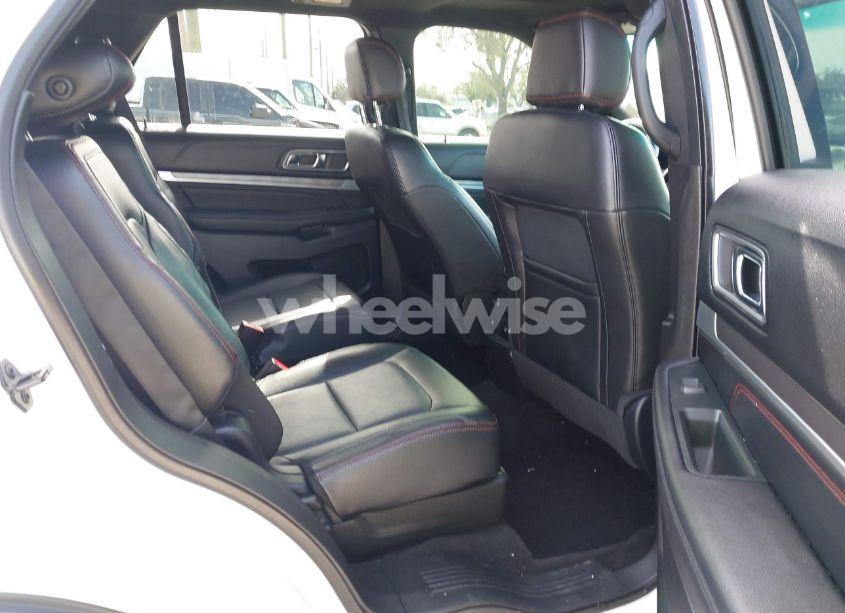 Photo 8 of 2016 Ford Explorer SPORT (VIN 1FM5K8GT8GGD22140)