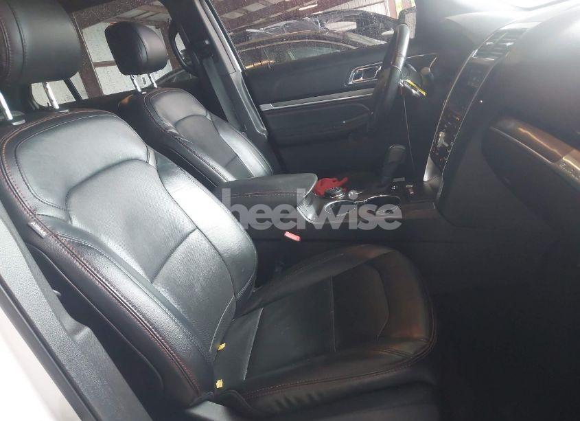 Photo 5 of 2017 Ford Explorer SPORT (VIN 1FM5K8GT8HGA45460)