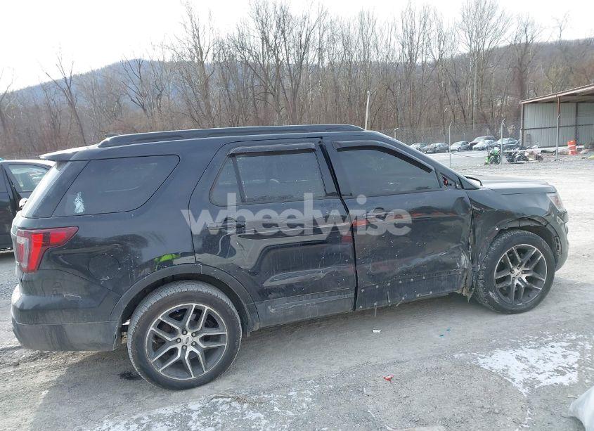 Photo 13 of 2017 Ford Explorer SPORT (VIN 1FM5K8GT8HGD96661)