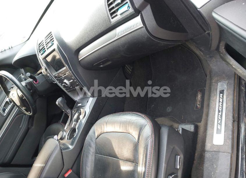 Photo 5 of 2017 Ford Explorer SPORT (VIN 1FM5K8GT8HGD96661)