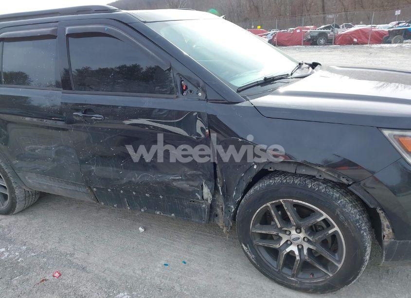 Photo 6 of 2017 Ford Explorer SPORT (VIN 1FM5K8GT8HGD96661)