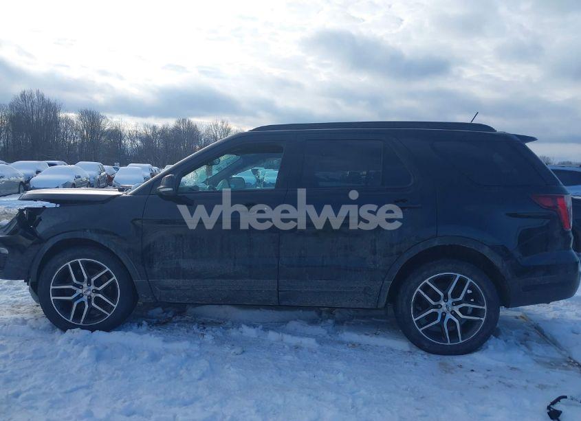 Photo 15 of 2018 Ford Explorer SPORT (VIN 1FM5K8GT8JGA33704)