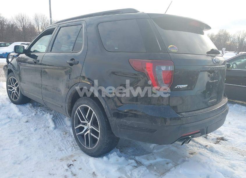 Photo 3 of 2018 Ford Explorer SPORT (VIN 1FM5K8GT8JGA33704)