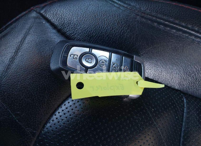 Photo 11 of 2018 Ford Explorer SPORT (VIN 1FM5K8GT8JGB03105)