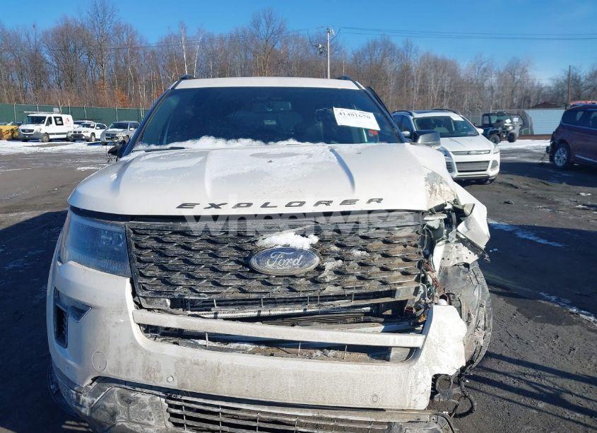 Photo 12 of 2018 Ford Explorer SPORT (VIN 1FM5K8GT8JGB03105)